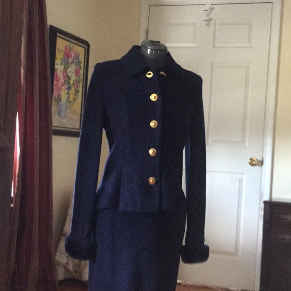 Suit